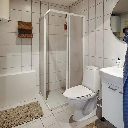 1 Bedroom Awesome In *