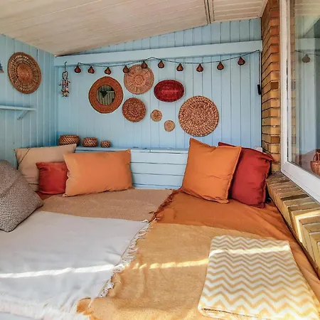 Σπίτι διακοπών 1 Bedroom Awesome In