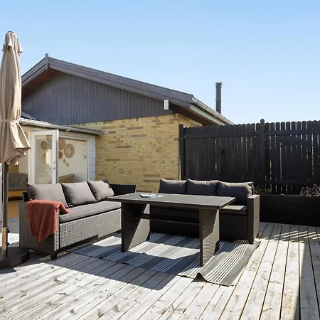 1 Bedroom Awesome In Dom wakacyjny