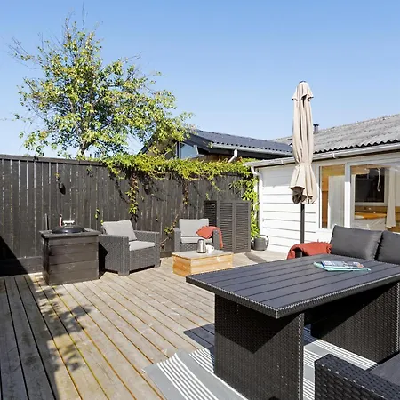 Dom wakacyjny 1 Bedroom Awesome In