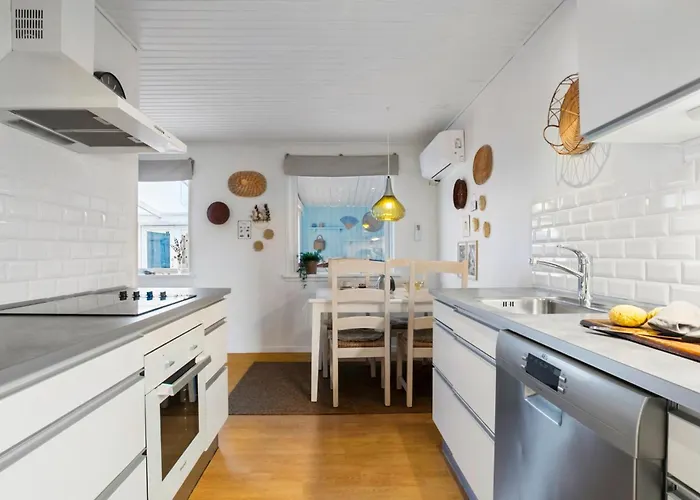 1 Bedroom Awesome In